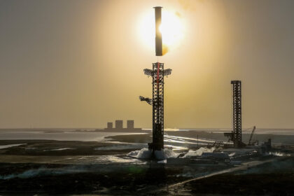 Mechazilla Explained: How SpaceX Catches Super Heavy Boosters